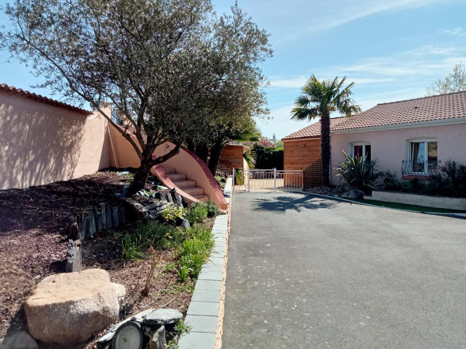 Les Gites De Bellevue Nueil-sous-les-Aubiers Exterior photo